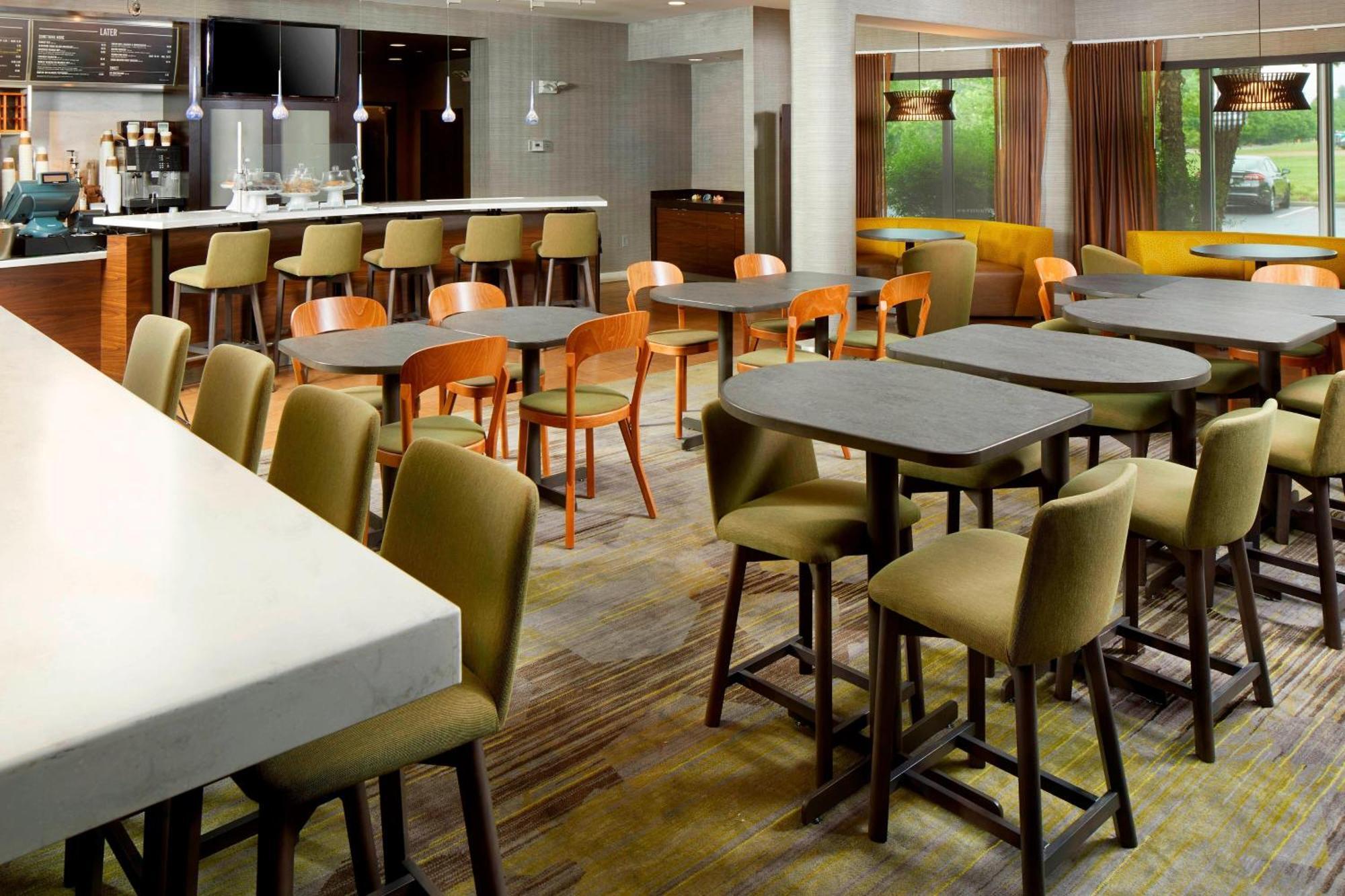 Hotel Courtyard Edison Woodbridge Extérieur photo
